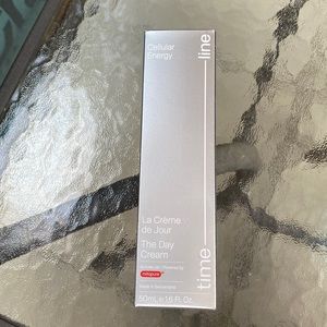 NEW SEALED CELLULAR ENERGY DAY CREAM AGE PROTECTION 50ml Switzerland